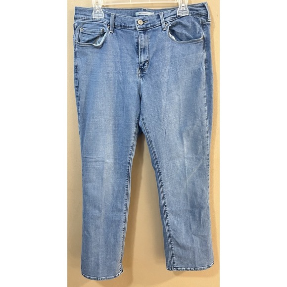 Levi's Denim - Levi's 505 Straight Leg Women's Size 14 Short W34 x L28.5 Light Wash Stretch
